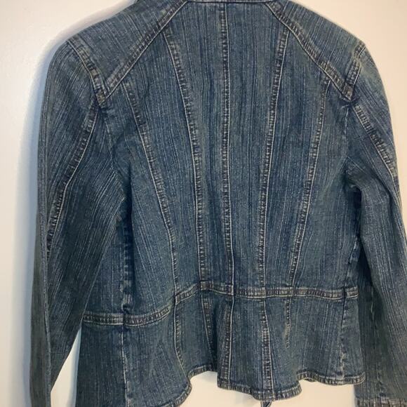 Loft Jean Jacket Size 6 Light Wash Buttons - Picture 6 of 12
